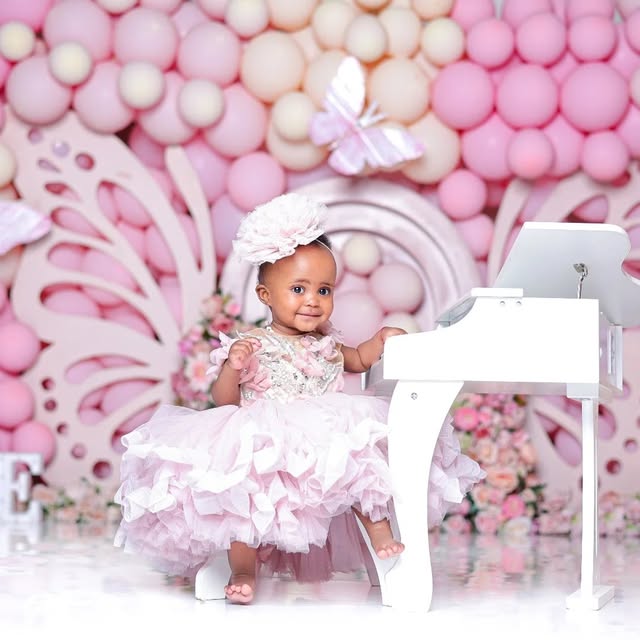 baby_onthatile02